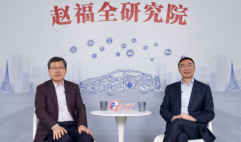 趙福全對(duì)話朱江明（下）：新汽車(chē)時(shí)代的企業(yè)領(lǐng)軍人需要參與產(chǎn)品開(kāi)發(fā)
